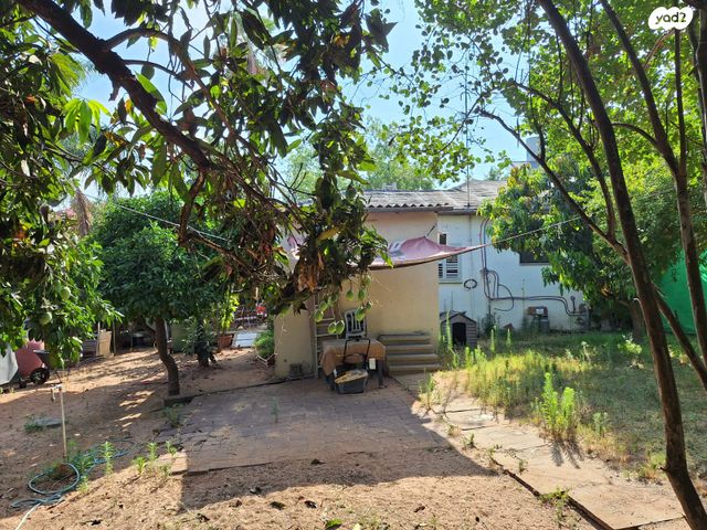 בית פרטי/ קוטג', מרכז מזרחי, נס ציונה