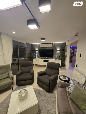 בית פרטי/ קוטג', רמת מנחם בגין, צפת