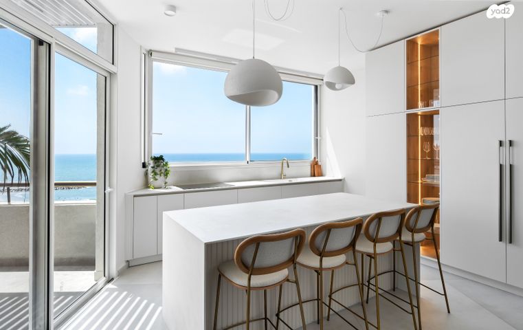 גג/ פנטהאוז, אלי לנדאו, הרצליה פיתוח, הרצליה