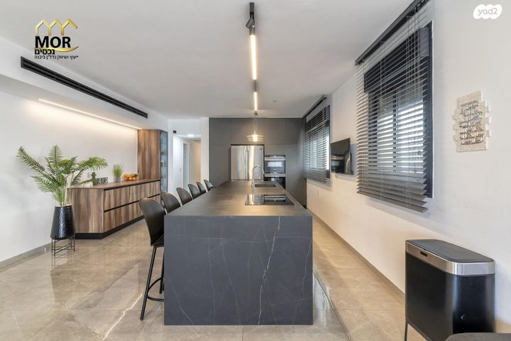 גג/ פנטהאוז, יהודה הלוי, נאות שמיר, יבנה