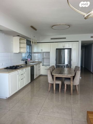 דירה, מנדל זינגר, סביוני הכרמל, חיפה