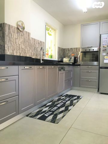 יואב בן צרויה 