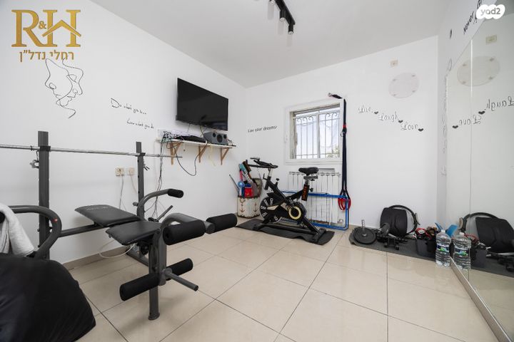 בית פרטי/ קוטג', הרימון, קרית יערים, גבעת זאב