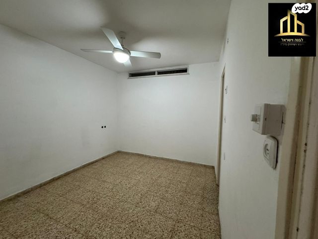 דירת גן, נרות שבת, רמות, ירושלים