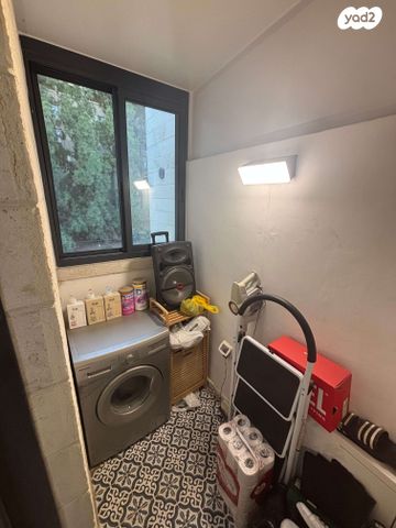 גג/ פנטהאוז, קוסטה ריקה 18, עיר גנים, ירושלים