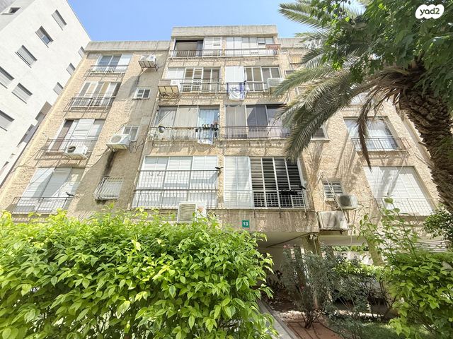 דירה, שדרות הרב לוין, גני מרום, רמת גן