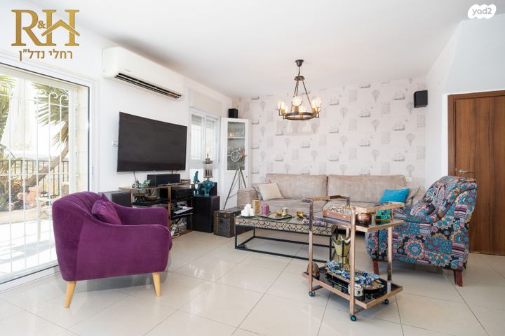 בית פרטי/ קוטג', הרימון, קרית יערים, גבעת זאב