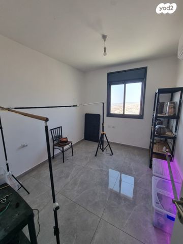 דירת גן, נעלה, נעלה