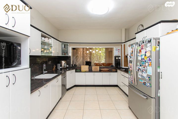 דו משפחתי, סמטת הבריכה, גבעת נשר, נשר