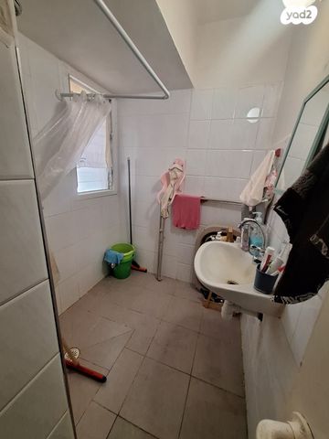 דירה, שבזי, משכנות, רמלה