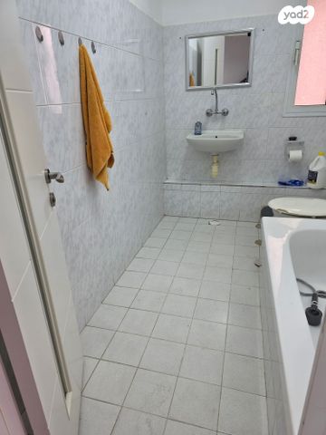 דירה, שאול המלך, מלכי ישראל, קרית גת