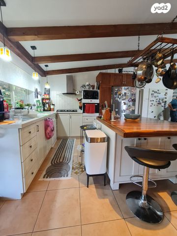 בית פרטי/ קוטג', נוף העמק, יקנעם עילית