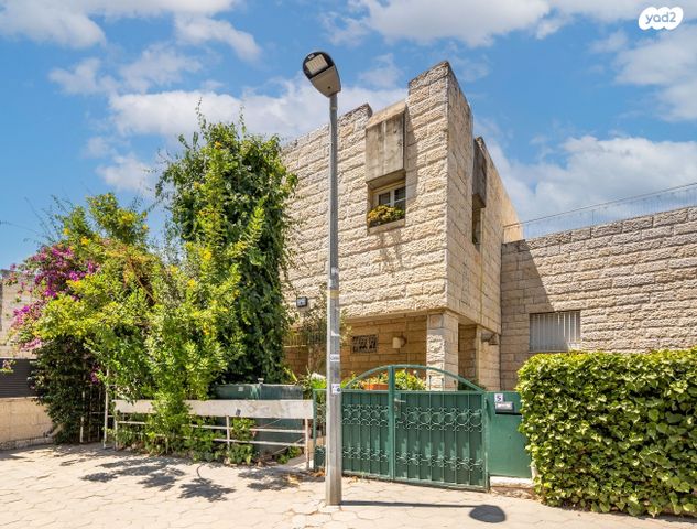 צבי לייבוביץ' 