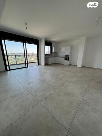 דירה, הרצליה