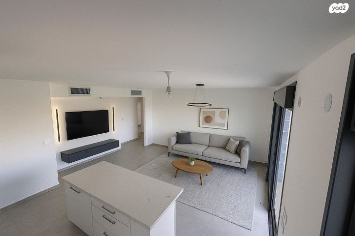 דירה, הרצליה