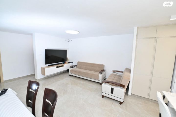 דירה, מוריס פישר 22, ירושלים