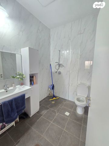 דו משפחתי, קרית אלון, פתח תקווה