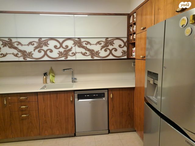 דירת גן, חיים גבריהו, פסגת זאב, ירושלים