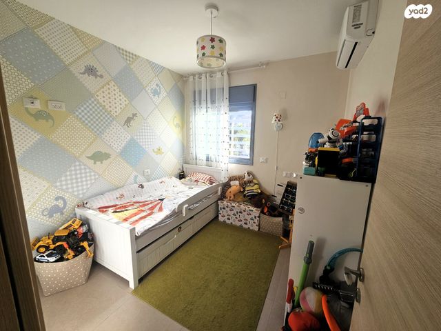 דירה, רמת נבון . הר כרמי, כרמיאל