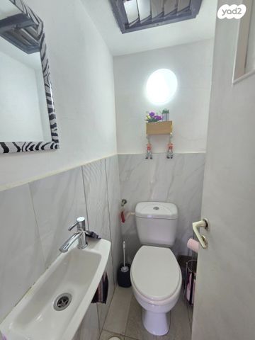 דו משפחתי, קרית אלון, פתח תקווה