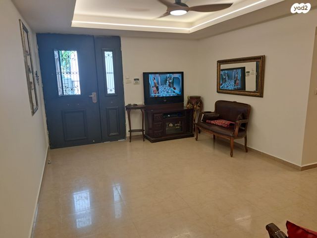 דירת גן, חיים גבריהו, פסגת זאב, ירושלים