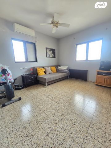 דו משפחתי, קרית אלון, פתח תקווה