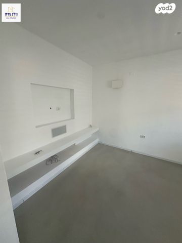 דופלקס, פרופ' שור, הצפון החדש - כיכר המדינה, תל אביב יפו