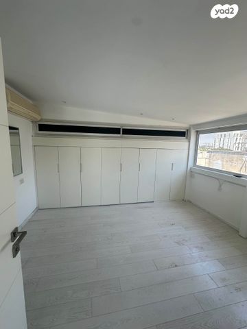 דופלקס, פרופ' שור, הצפון החדש - כיכר המדינה, תל אביב יפו