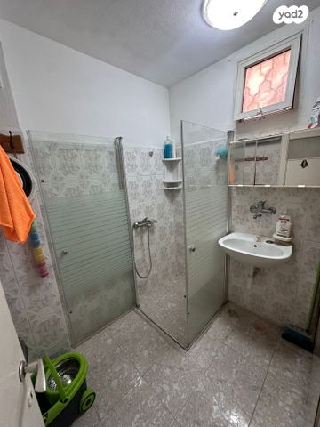 דירה, בעלי התוספות, שכונה ד', באר שבע