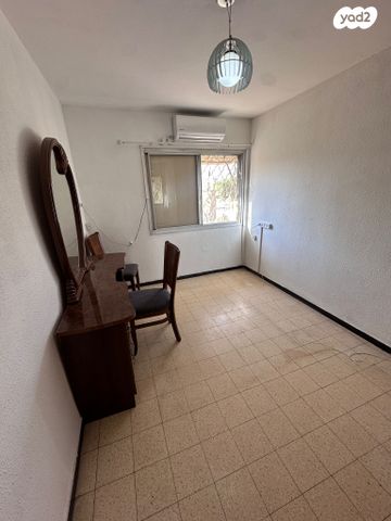 דירה, בעלי התוספות, שכונה ד', באר שבע