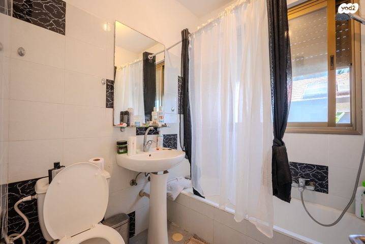 בית פרטי/ קוטג', דוד המלך 118, הרצליה פיתוח, הרצליה