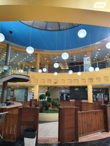 חנויות/ שטח מסחרי, יהושע רבינוביץ 56, בן גוריון, חולון