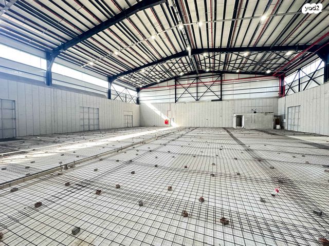 מחסנים, אזור תעשיה, גן יבנה