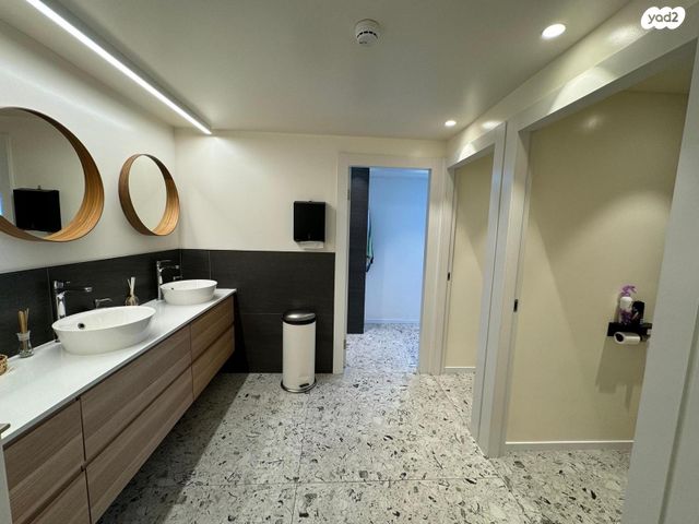 משרדים, ליאונרדו דה וינצ'י, גני שרונה, קרית הממשלה, תל אביב יפו