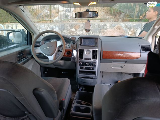 קרייזלר טאון אנד קאנטרי