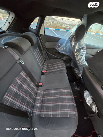 פולקסווגן פולו 