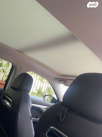 אם ג'י מארוול R