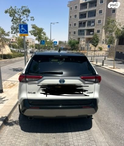 מודעת רכב טויוטה RAV4