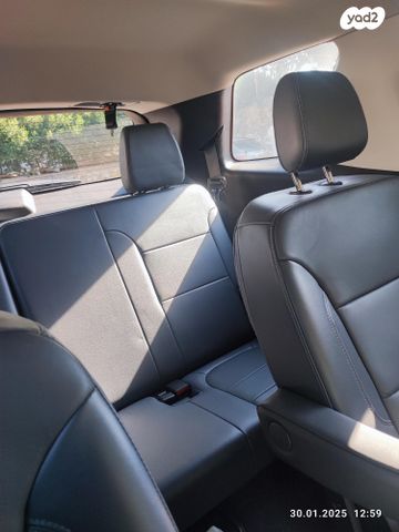 שברולט טראוורס