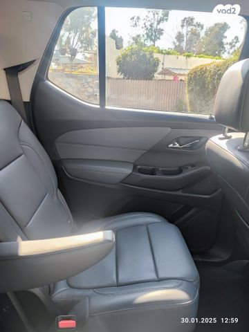 שברולט טראוורס