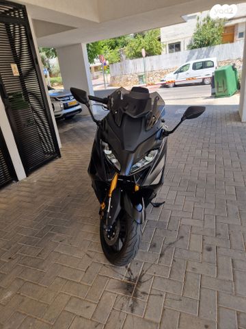 ימאהה Tmax 560 Tech