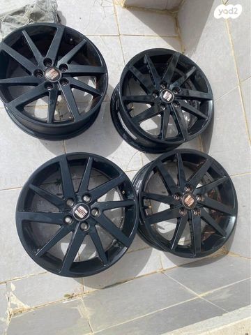 feedItemObj.data.row_1