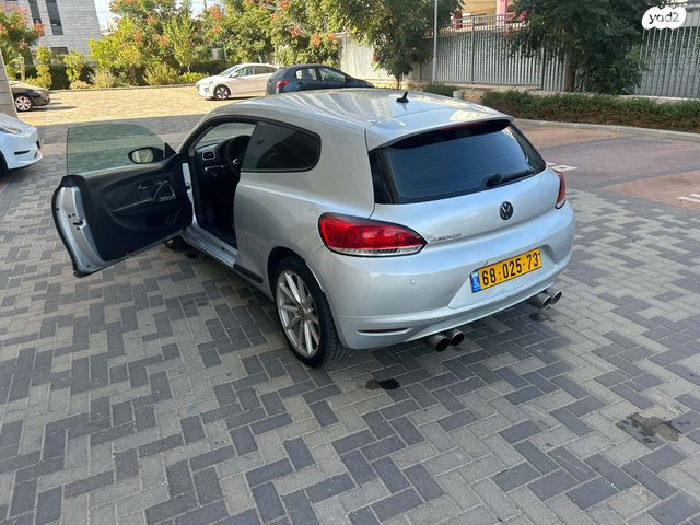 מודעת רכב פולקסווגן שירוקו