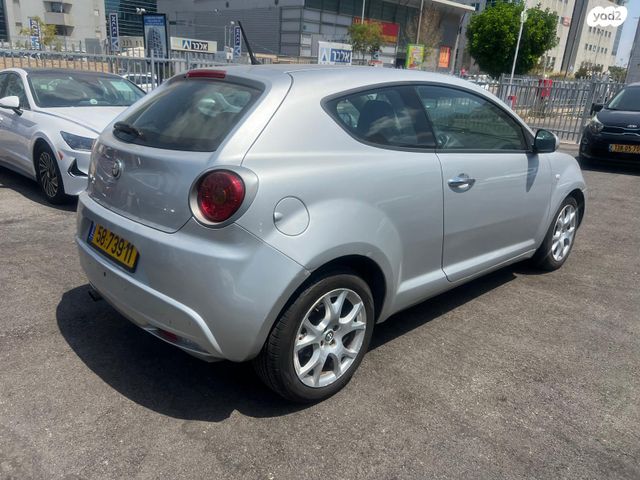 אלפא רומיאו מיטו