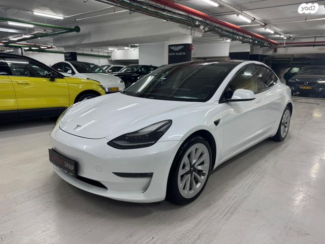 מודעת רכב טסלה מודל 3