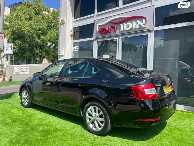 סקודה אוקטביה 