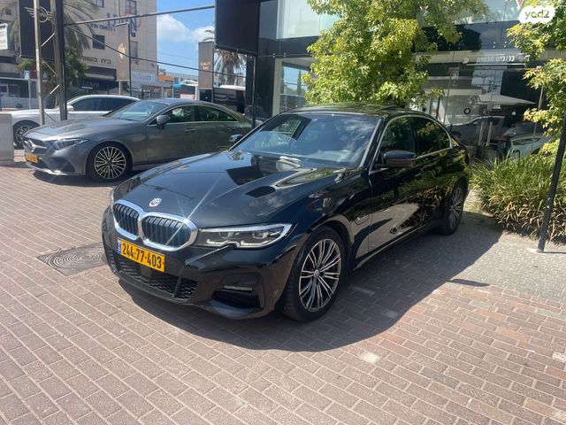 מודעת רכב ב מ וו סדרה 3 2