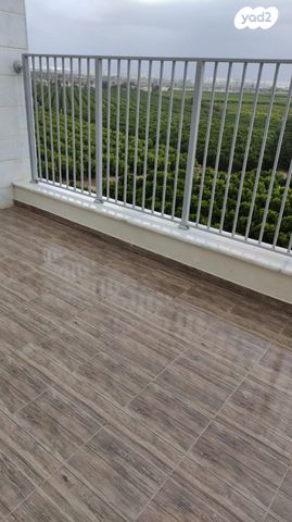 דירה, אלון 1, בית דגן, בית דגן