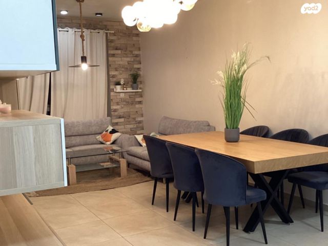 דירה, יונה בן אמיתי 24, רמת אבי עזרי / רמת בית שמש ג-1, בית שמש