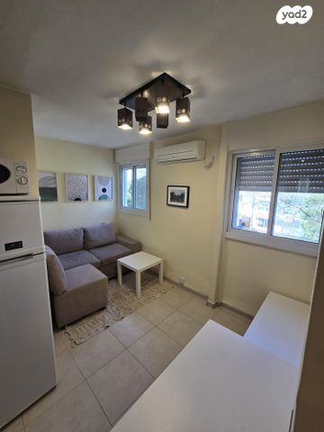 דירה, הגליל 132, נווה שאנן, חיפה